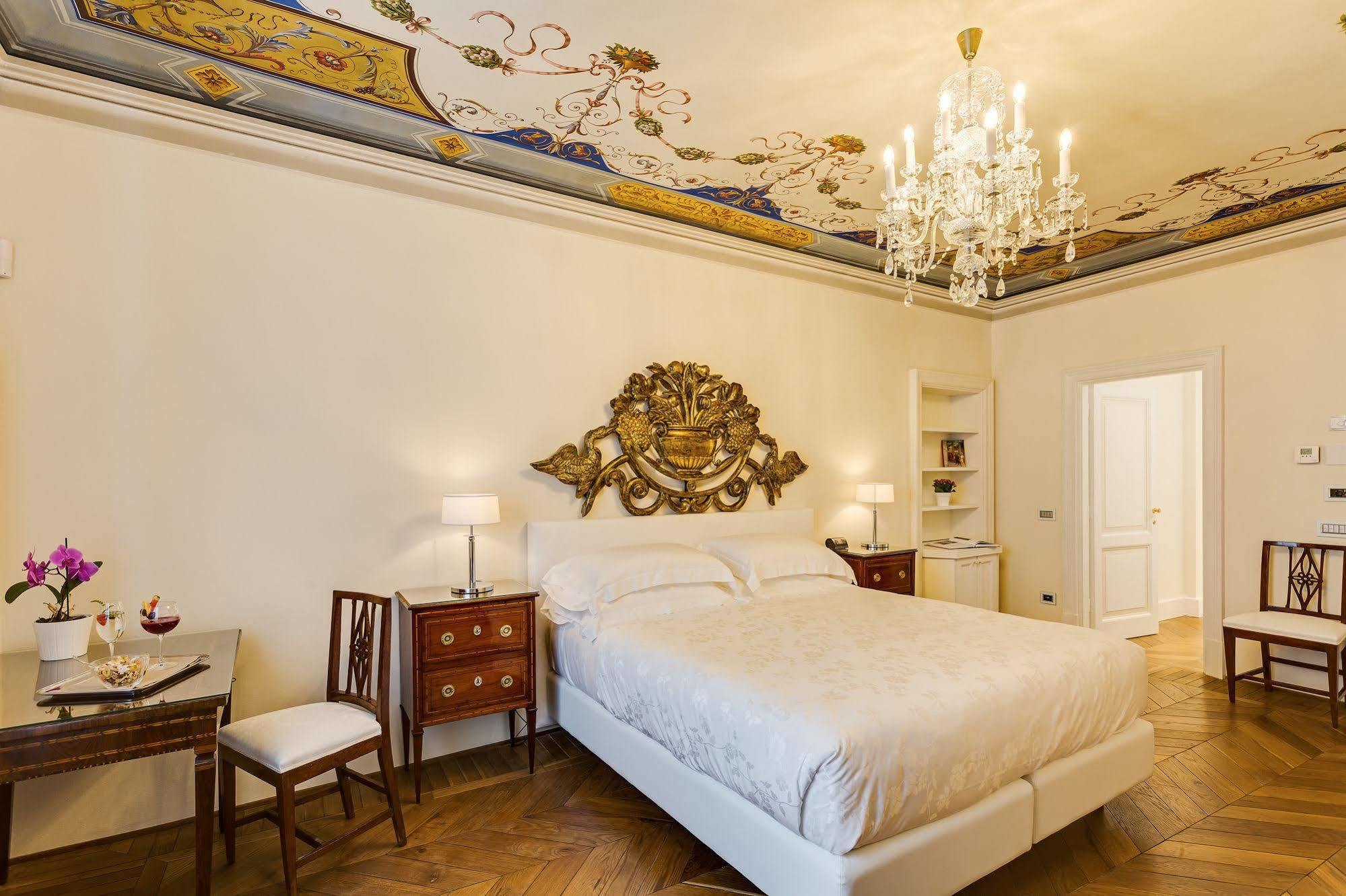 Relais Degli Angeli Residenza D'Epoca Bed & Breakfast Siena Bagian luar foto