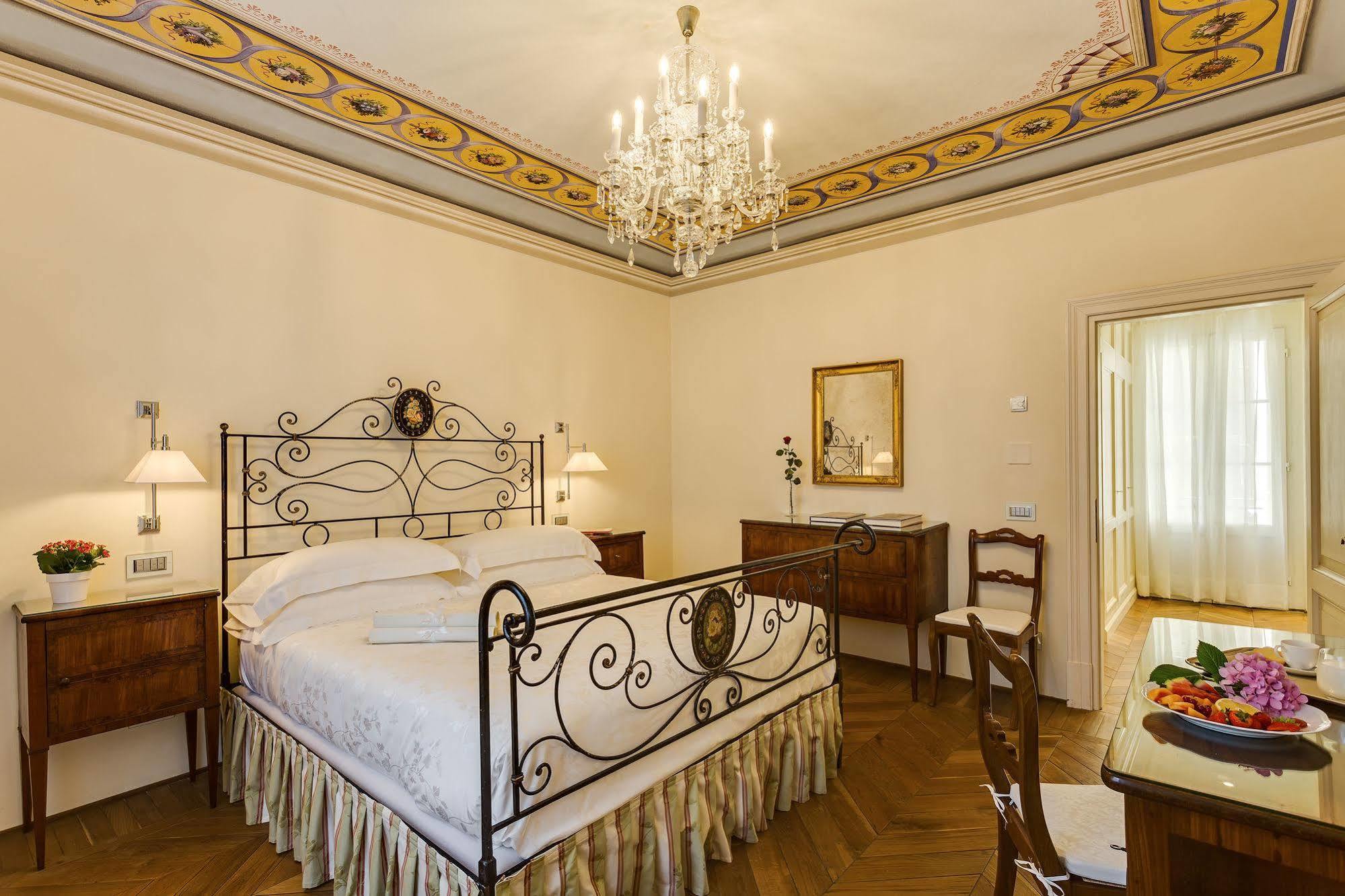 Relais Degli Angeli Residenza D'Epoca Bed & Breakfast Siena Bagian luar foto